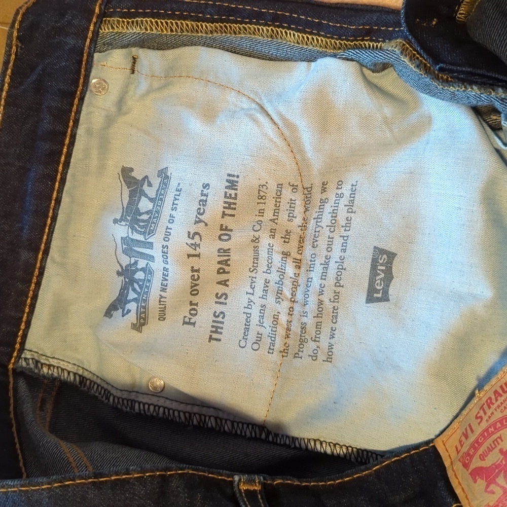 Levis Mens 505 Levi Strauss Regular Straight Fit blue Jeans. - Picture 6 of 12